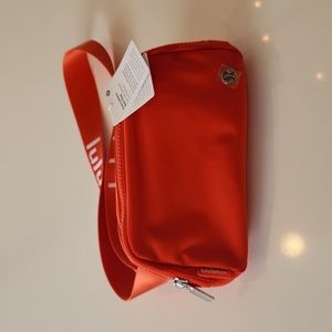 Lululemon belt bag